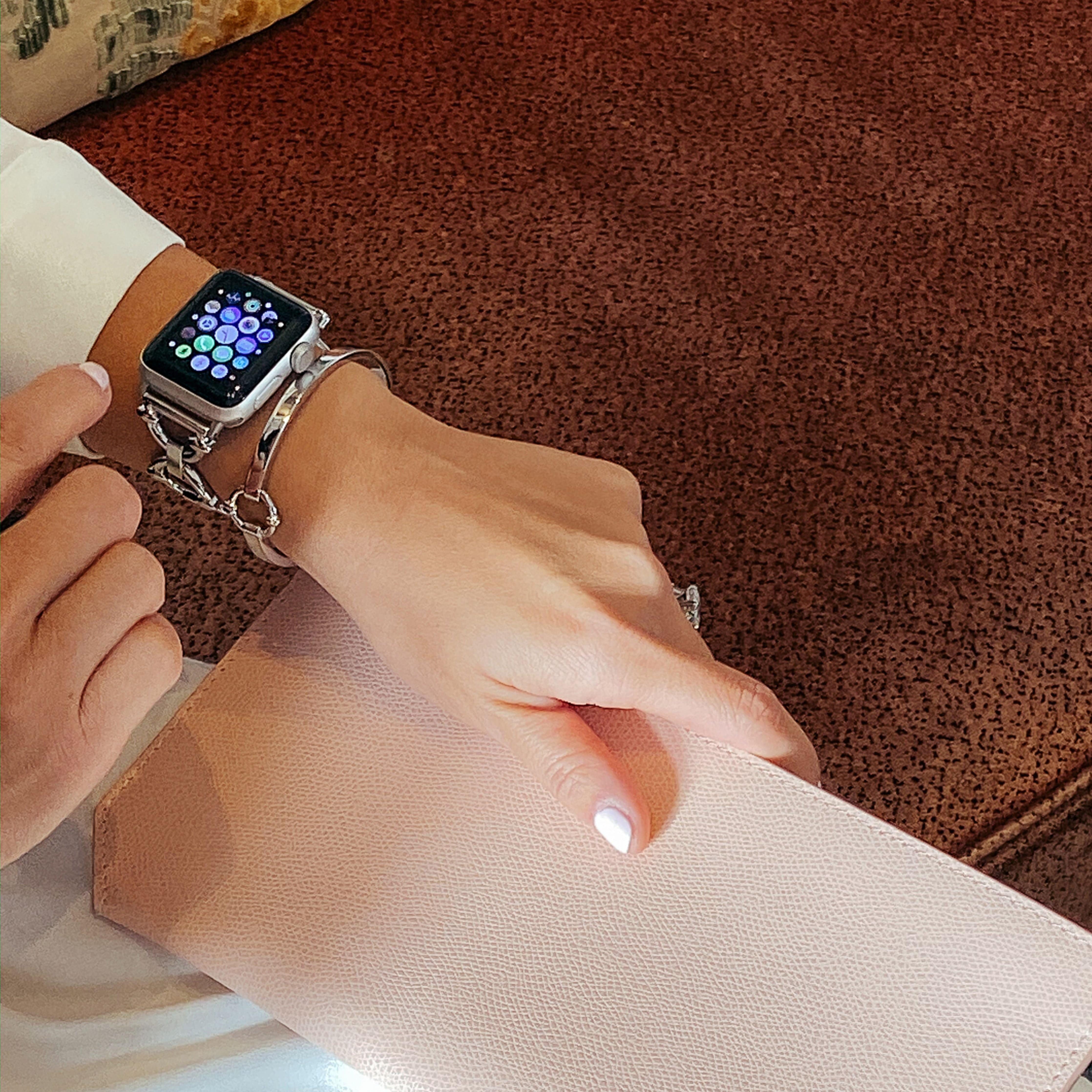 Classic Link Band for the Apple Watch - Goldenerre Women's Apple Watch Bands and Jewelry