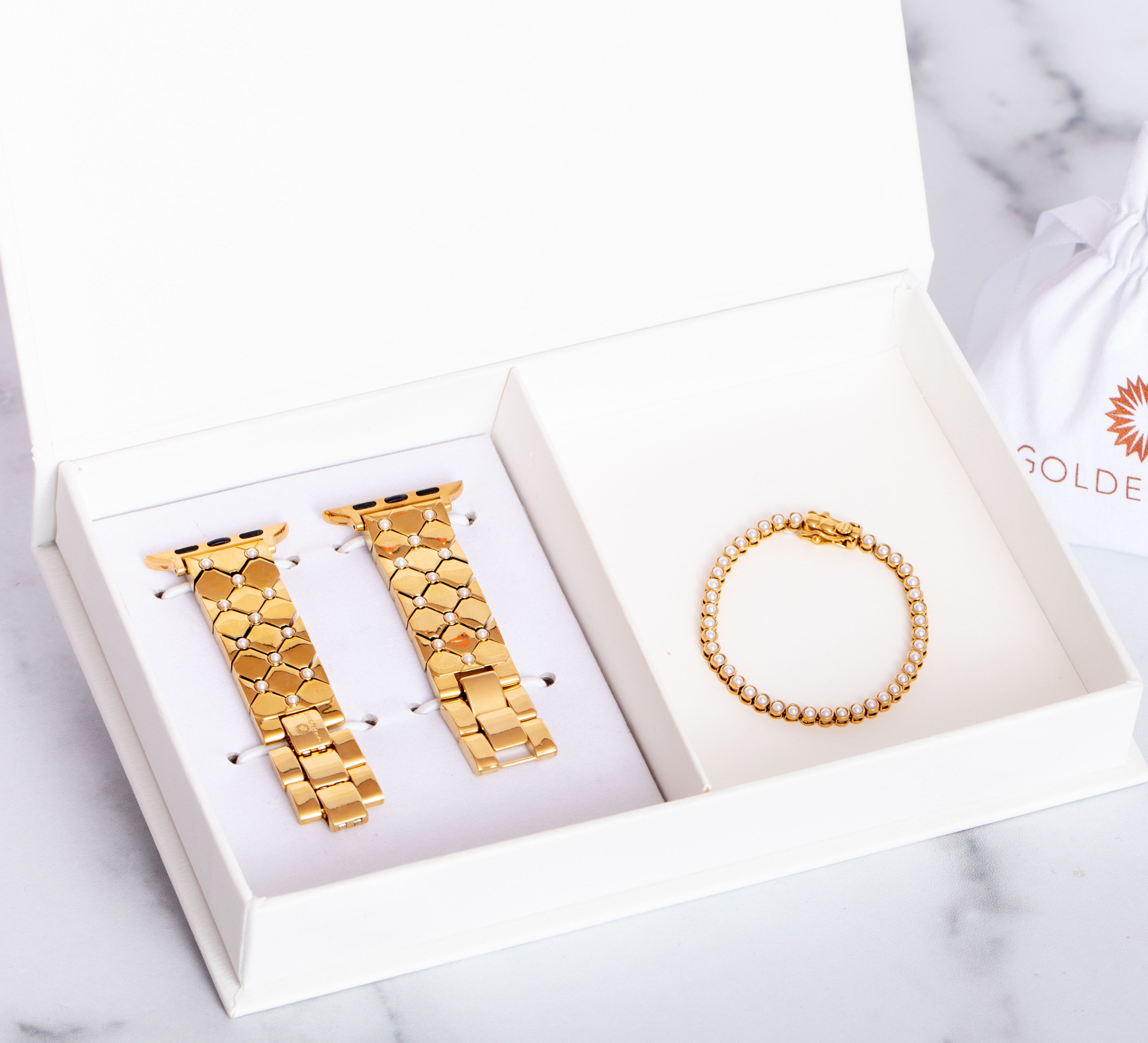 Pearl Band Gift Set - Goldenerre Women's Apple Watch Bands and Jewelry